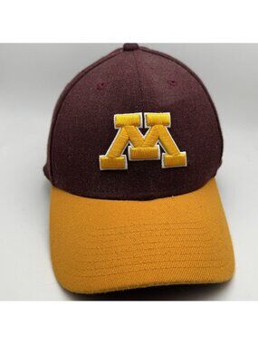 Minnesota Gophers Fitted Baseball Cap L/XL Maroon Gold Hat NCAA New Era